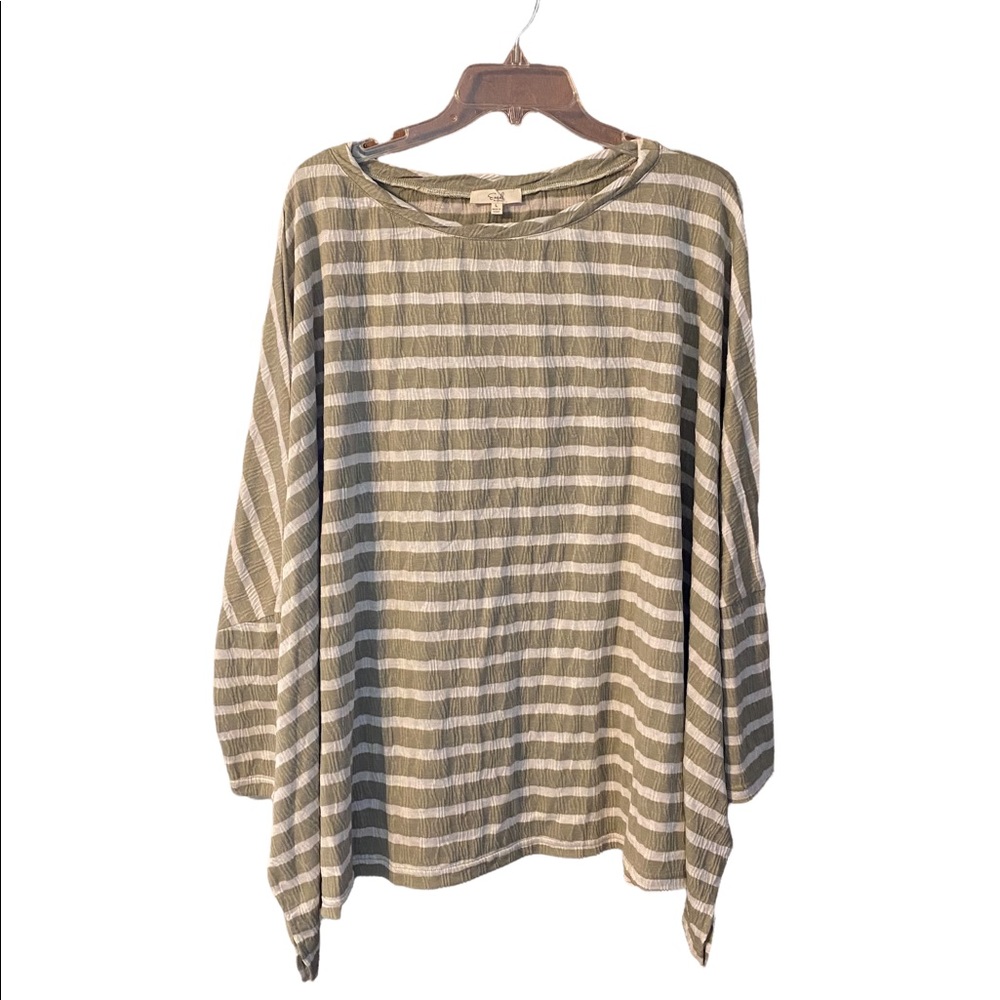 easel Olive Green and White Striped Lightweight Pullover Top - Picture 2 of 6